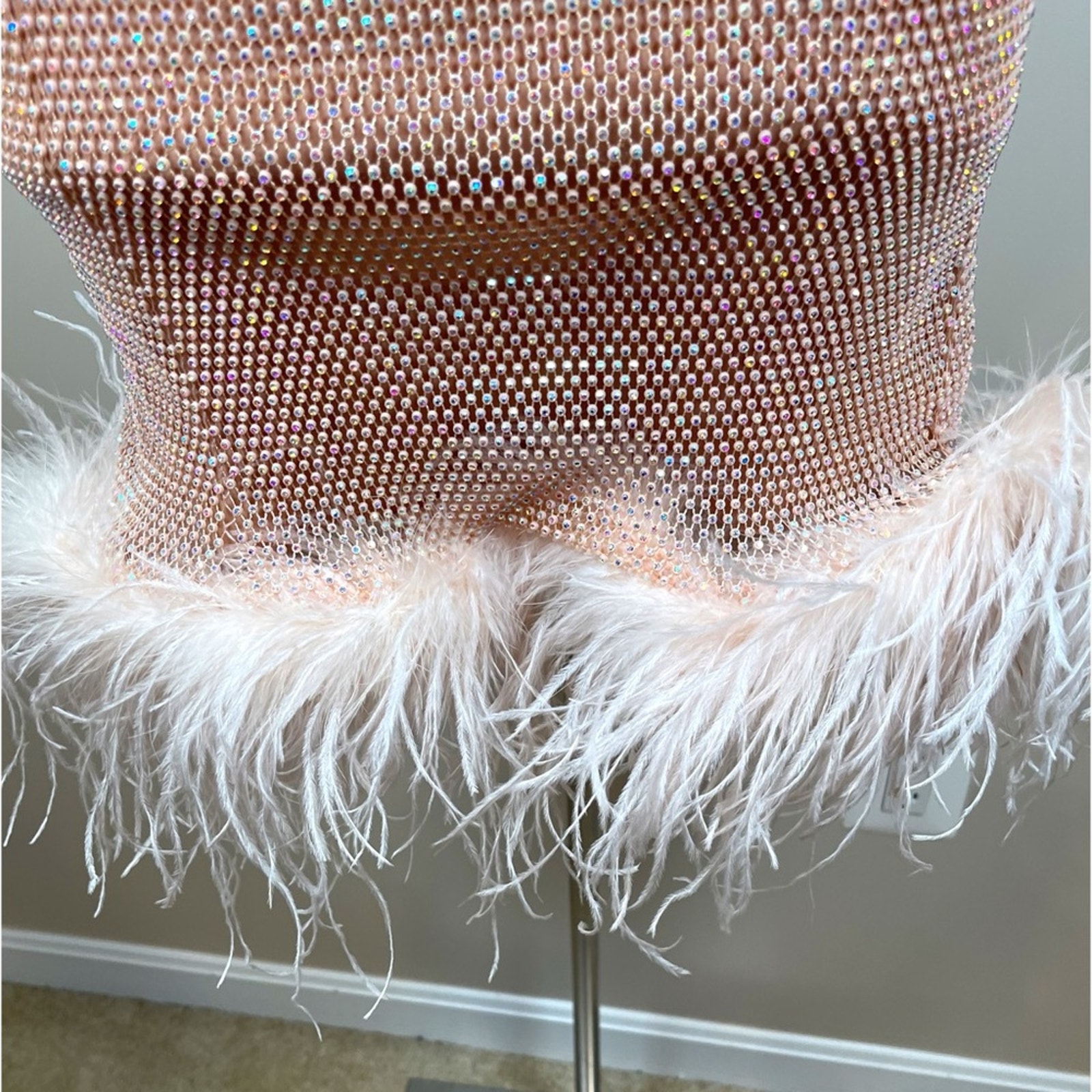 Santa Brands Feathers Crystal Rhinestone Embellished Pink Mini Skirt Size Xs/S — image 6 of 8